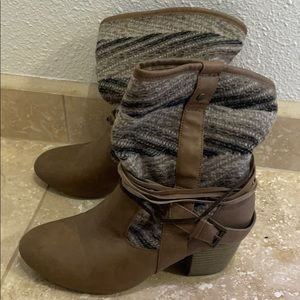 Size 9 Pink & Pepper Tan Booties
